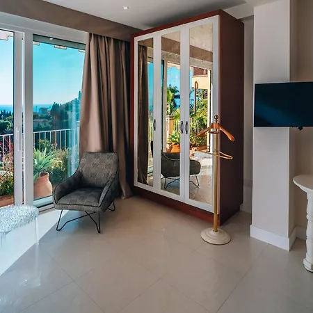 Holiday home Sunrise Taormina
